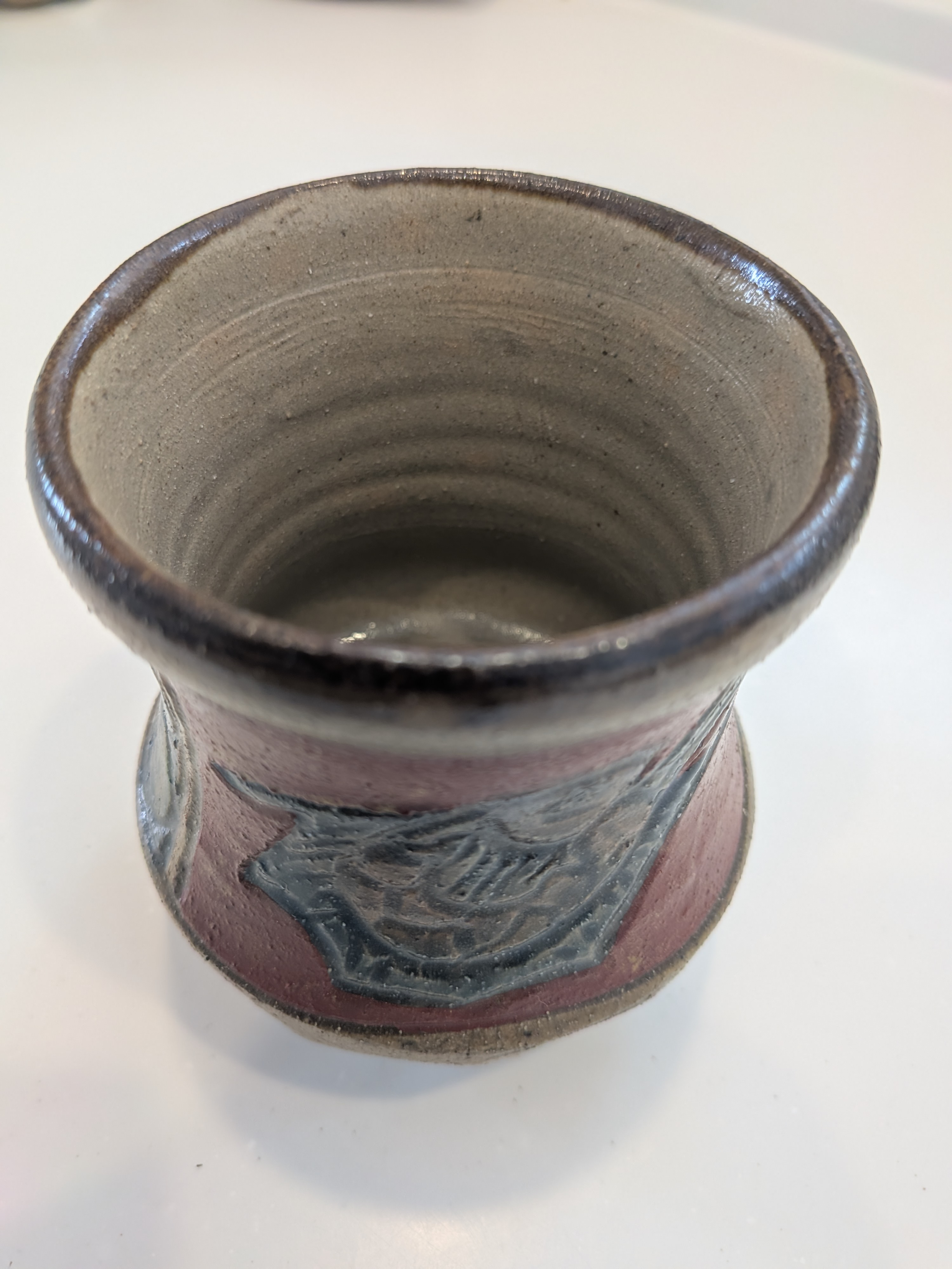 Okinawan Ryukyu Tsuboya-yaki Yachimun Pottery Collection: Cooperative-Certified Handmade Ceramic Plate - thumbnail 1
