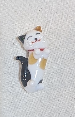 Okinawan Ryukyu Nago Fine Glass Collection: Handcrafted Glass Paw & Lucky Cat Chopstick Rests (Hashioki) Pet & Paw Collection,  肉球＆招き猫 箸置きシリーズ - image 1