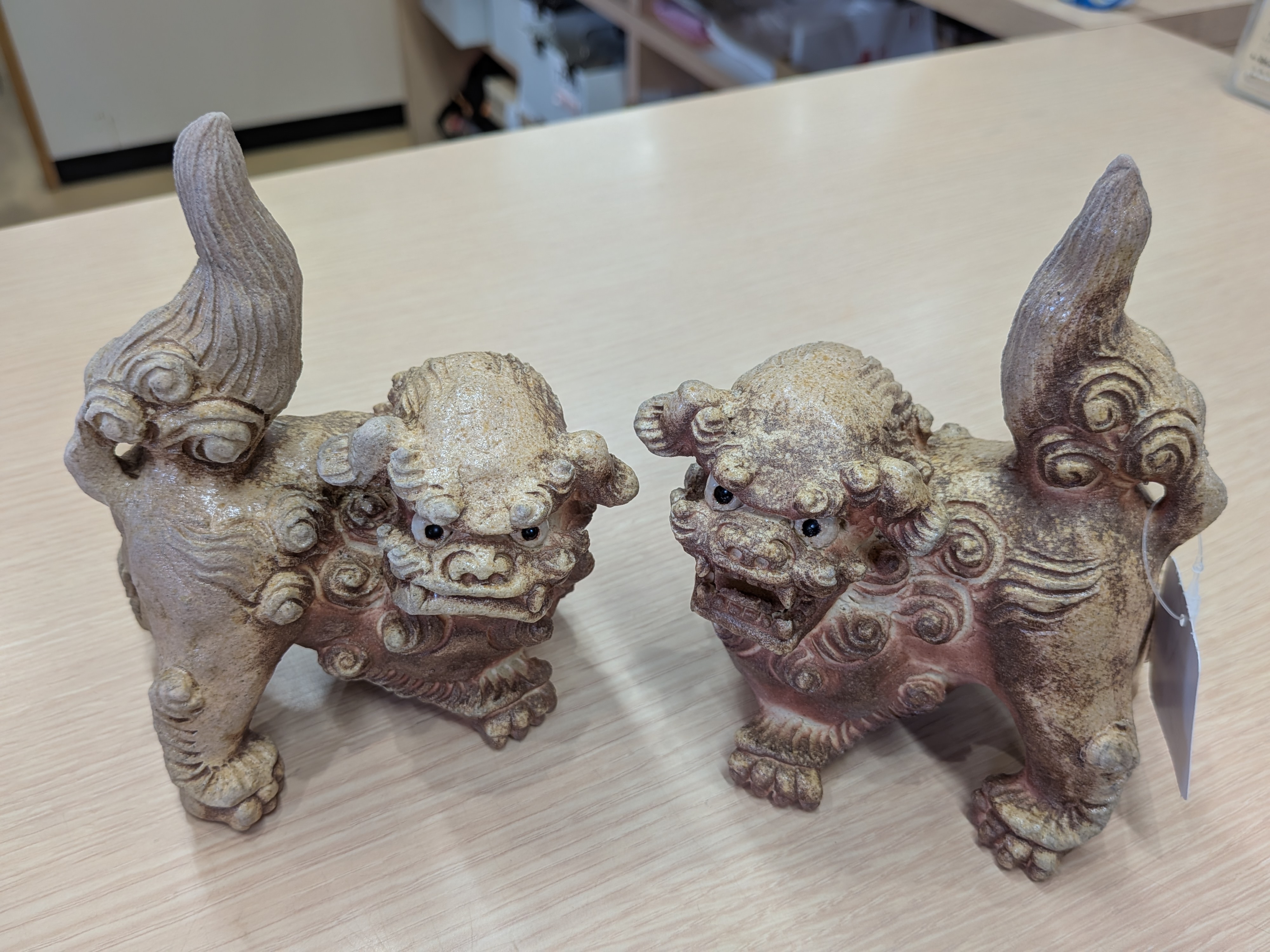 Okinawan Ryukyu Folk Art & Ceramic Collection: Okinawa Handcrafted Crafted by master potter Katsunosuke Futamata (二俣勝之助) "Te-Neji" Standing Shisa Guardian Pair Set (手捻張獅子 小豆) - image 1