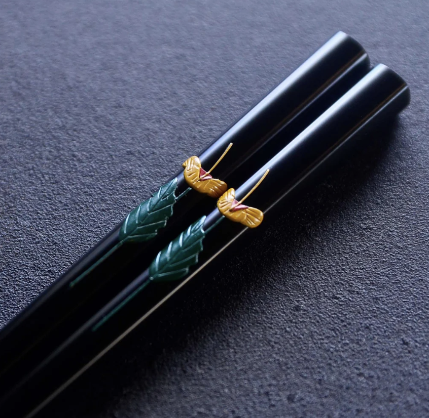 Okinawan Ryukyu Naha Lacquerware Collection: Kakuman Fine Lacquerware, Handcrafted Black Urushi Sculpted Floral Chopsticks - thumbnail 2