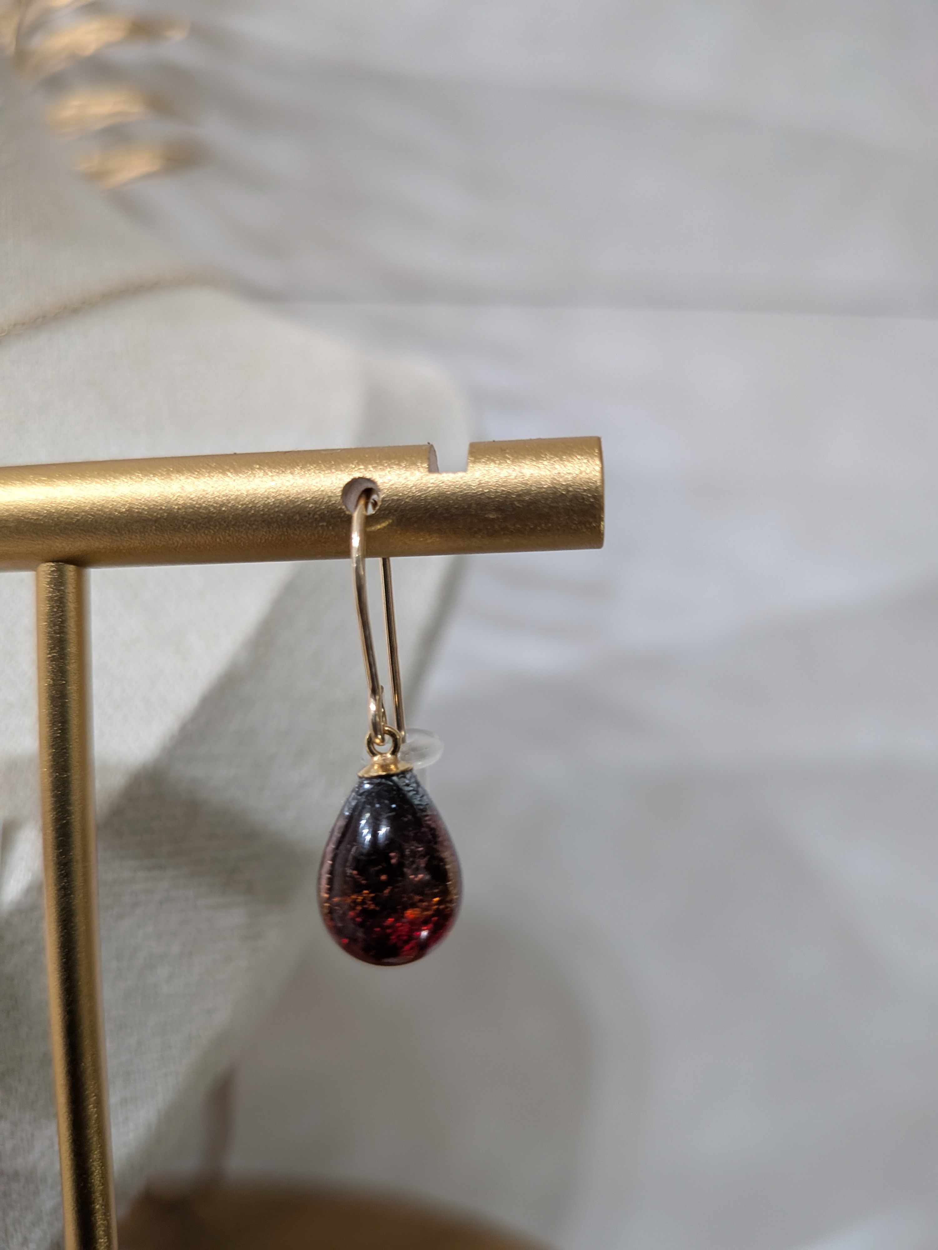 ChôHichi-Ya Hotaru Glass Collection: Nanjyo-Blue Edition Hotaru Glass Drop Earrings - thumbnail 3