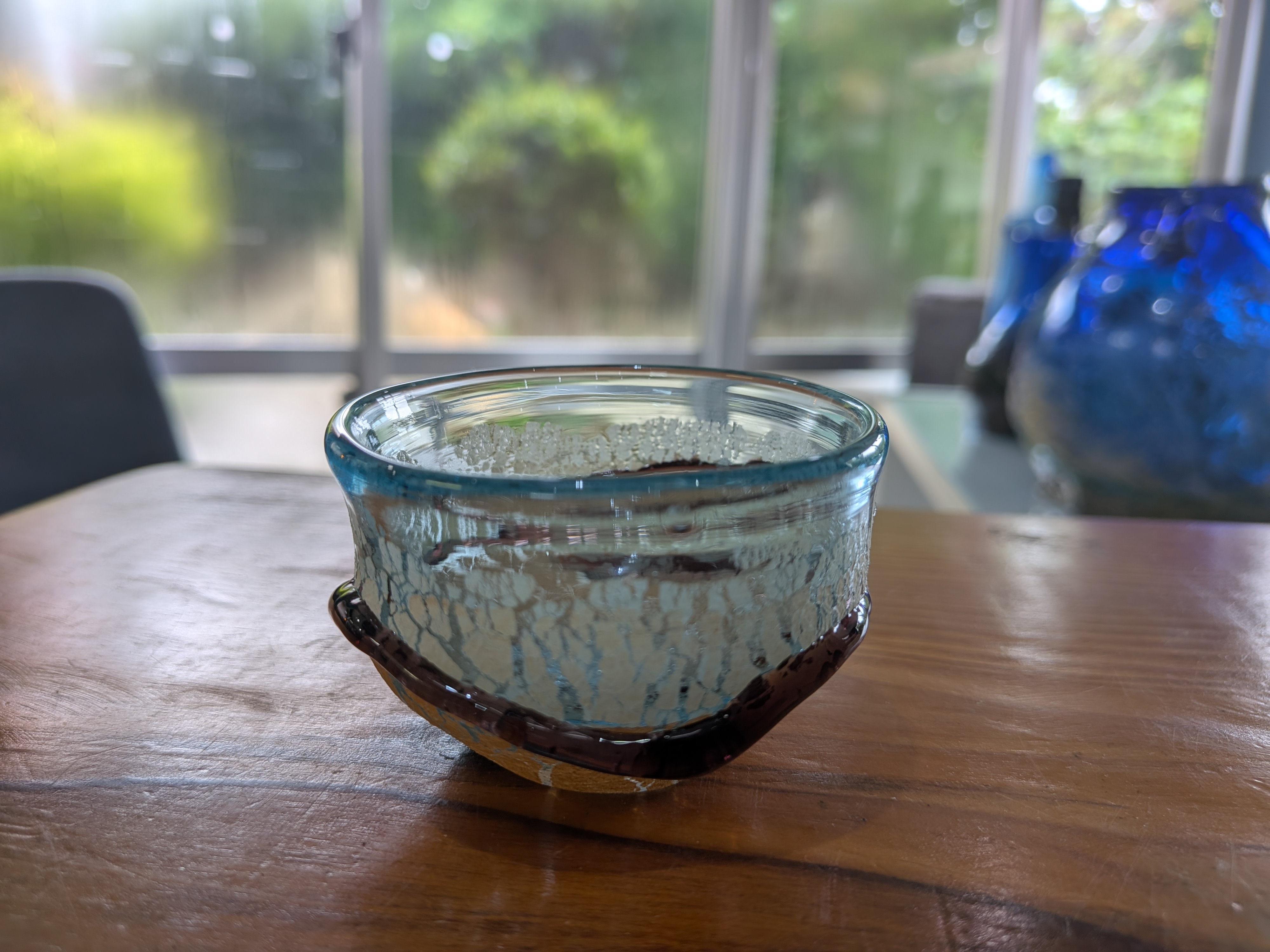 Okinawan Ryukyu Hand-Blown Glass Collection: Master Craftsman Kazuha Miyaguni (宮國 一羽) - Sunset Blush & Azure Crackle Glass Cup (宙吹ガラス) - thumbnail 1