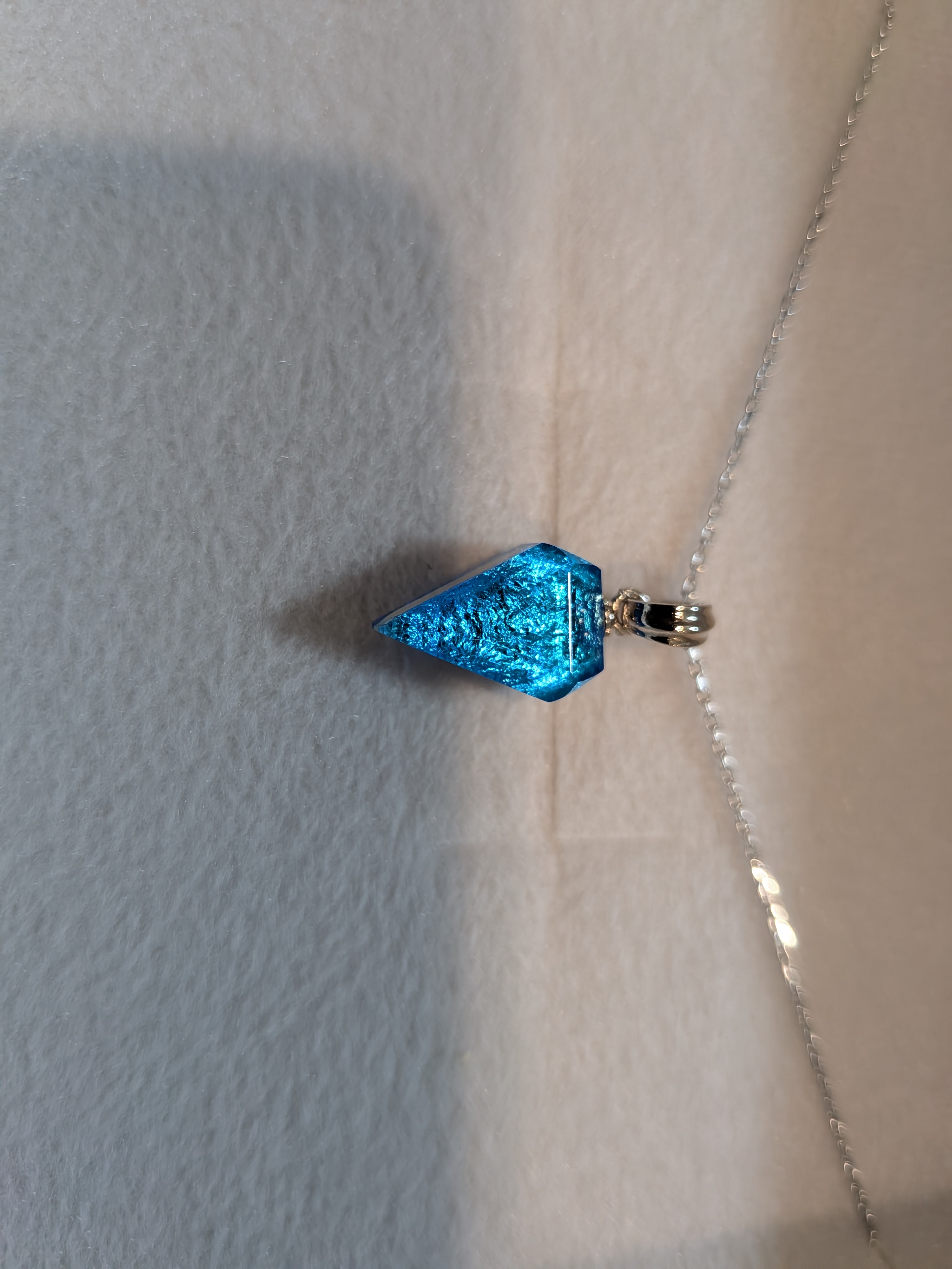 ChôHichi-Ya Hotaru Glass Collection: Hotaru Glass Pendant Necklace - thumbnail 1