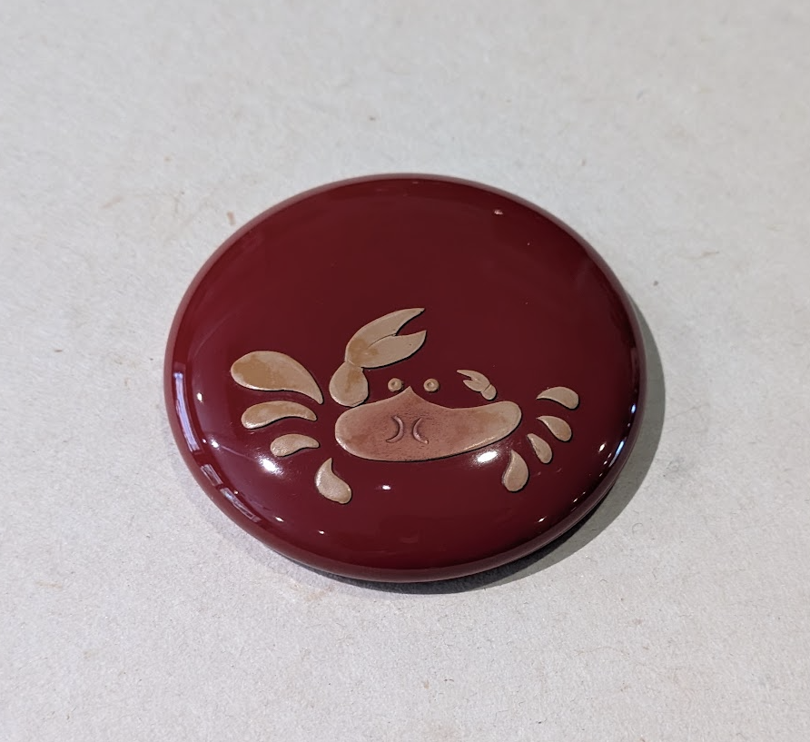 Okinawan Ryukyu Fine Lacquerware Collection: Kakuman Fine Lacquerware, Handcrafted Vermilion Urushi & Sculpted Gold-Toned Crab Pocket Mirror - thumbnail 1