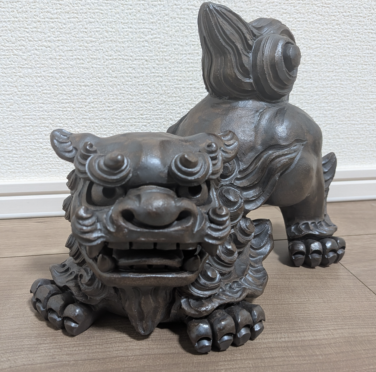 Okinawan Ryukyu Heritage Collection: Katsunosuke Futamata (二俣 勝之助) / Katsu-gama (勝窯) - Limited Commemorative Shisa Guardian - image 4