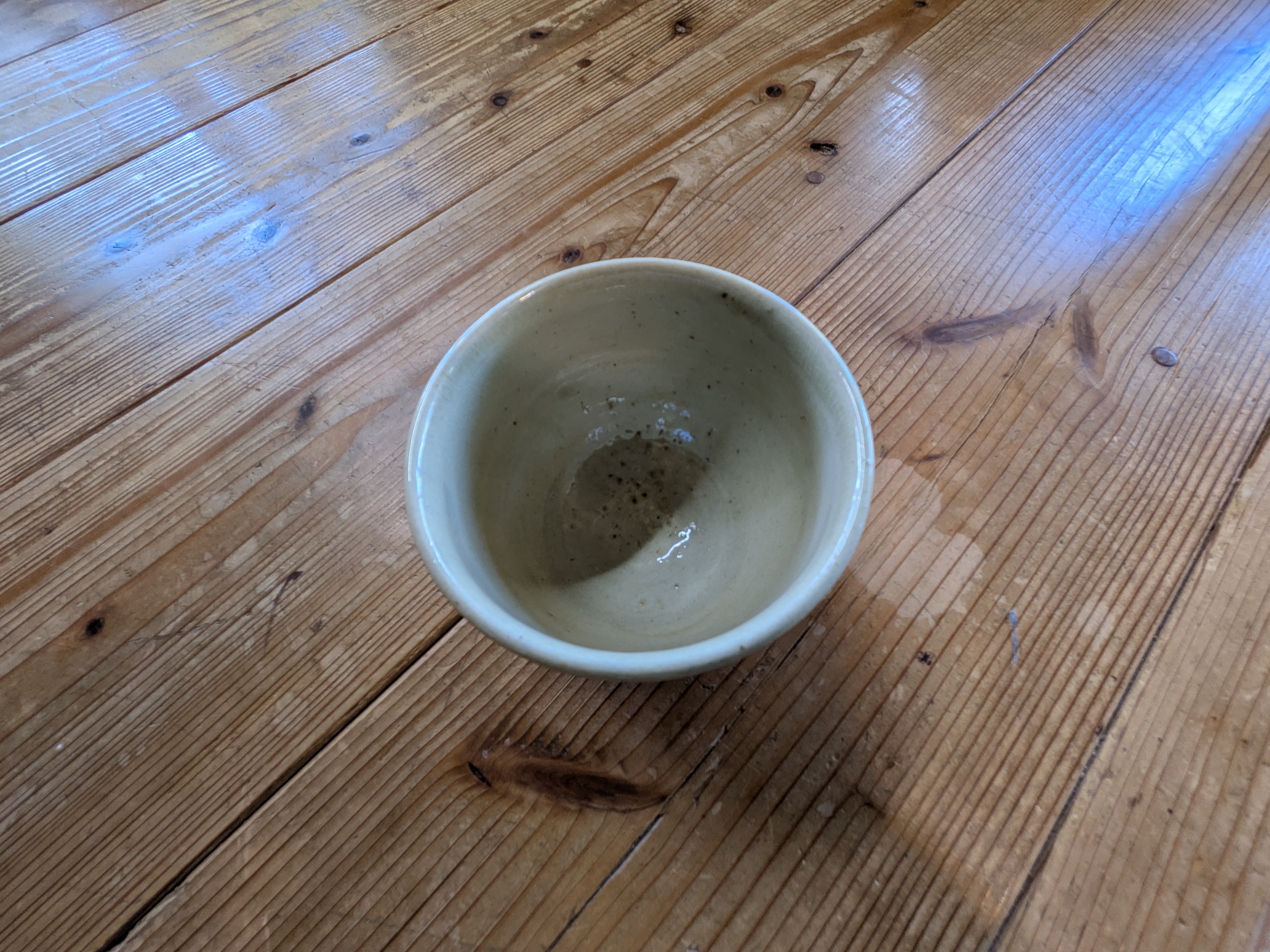 Okinawan Ryukyu Historic Clay Collection: Master Potter Tsunehide Shimabukuro (島袋常秀) -  Handcrafted Okinawan Yachimun Large Multi-Purpose Bowl / Donburi (点打どんぶり) - thumbnail 2