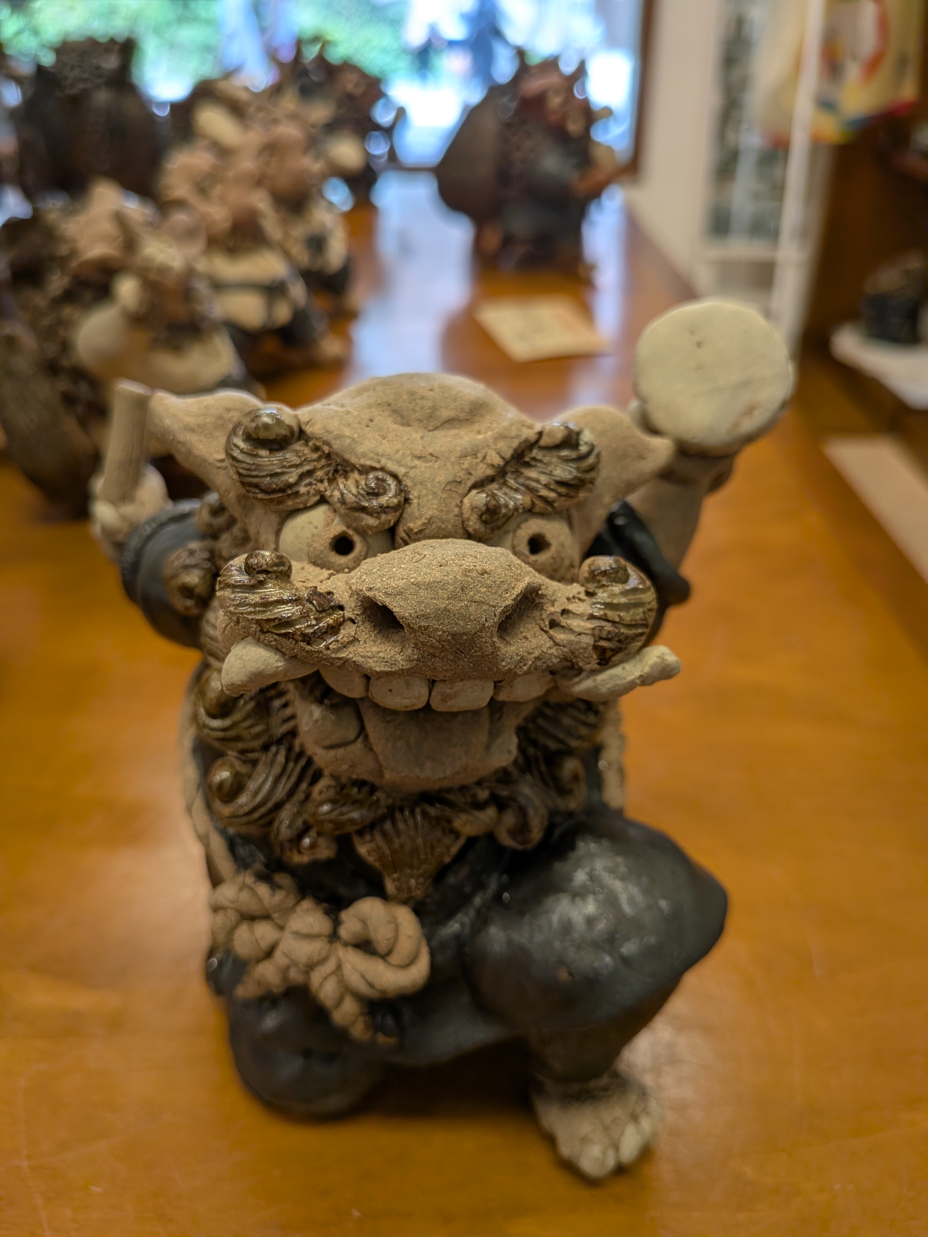 Okinawan Ryukyu Eisa Shisa Collection: Eisa Drummer Shisa Figure - thumbnail 1