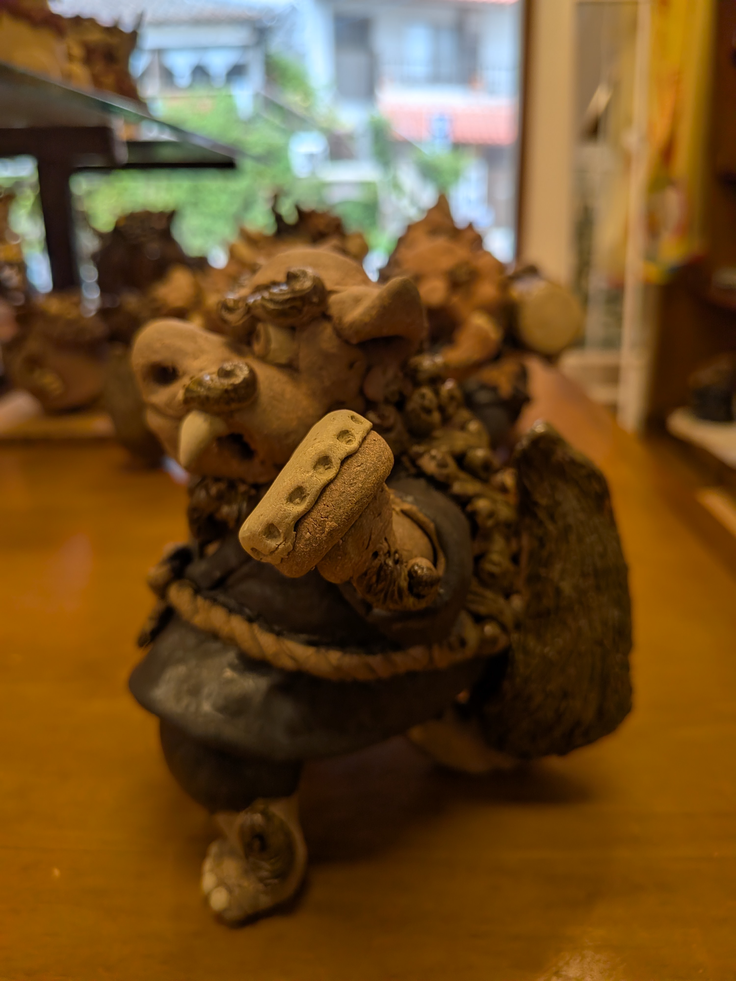 Okinawan Ryukyu Eisa Shisa Collection: Eisa Drummer Shisa Figure - thumbnail 4