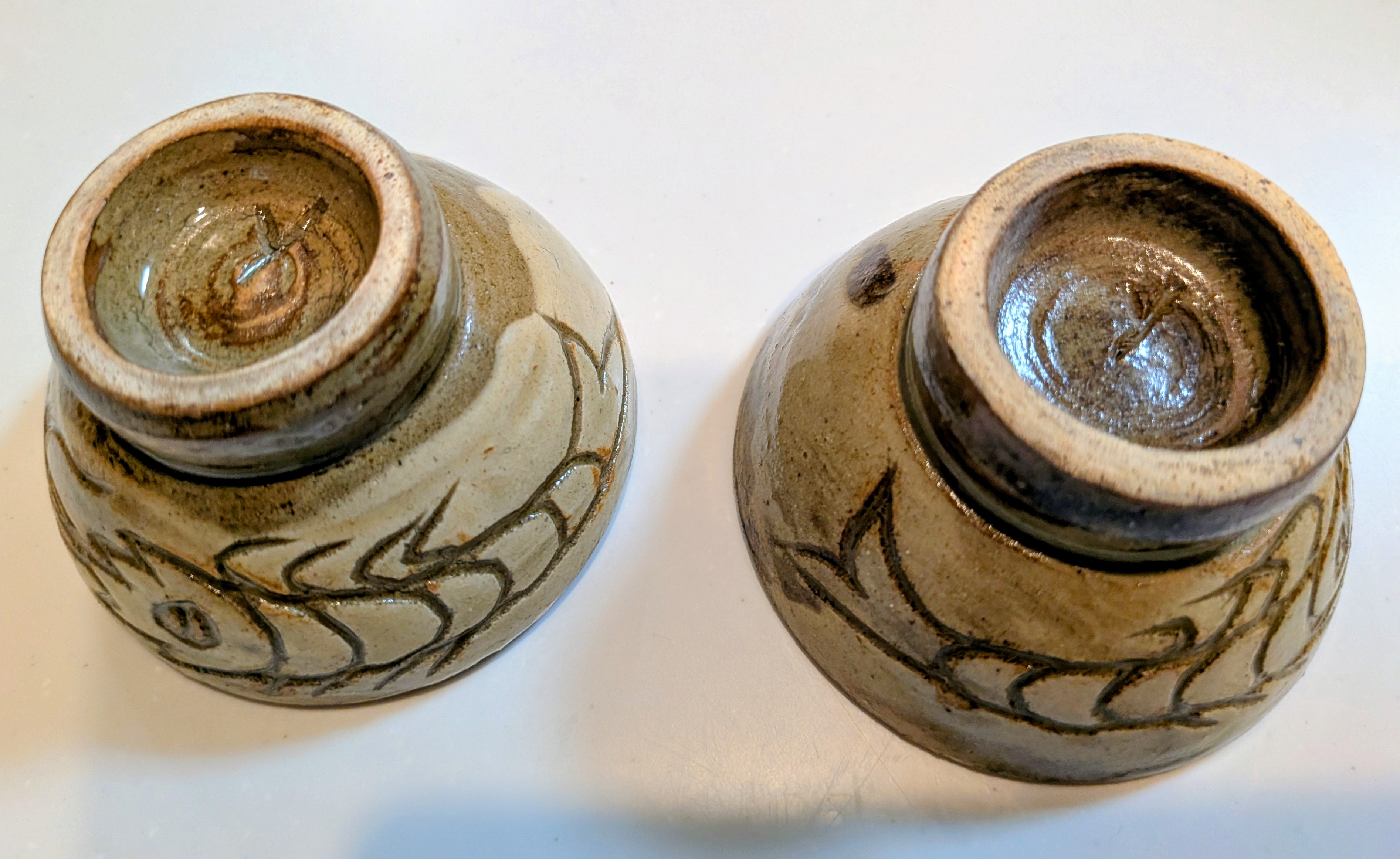 Okinawan Ryukyu Tsuboya-yaki Yachimun District in Naha Pottery Collection: Vintage Pottery Sake Set - image 4