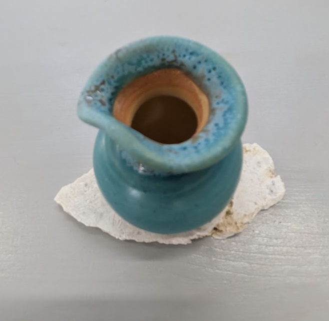 Uruma Pottery Studio (Sato Shinji): Hand-Crafted "Uruma Blue" Miniature Pitcher Creamer Vessel - thumbnail 2