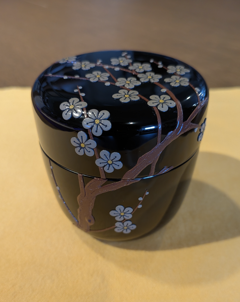 Okinawan Ryukyu Lacquer Fine Art Collection: Kakuman - Tsuikin (堆錦) Imperial Plum (Sumeragi no Ume) 3D Tsuikin Relief Lidded Vessel - thumbnail 1
