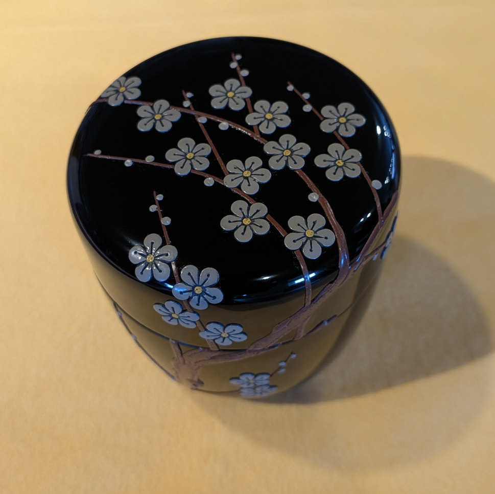 Okinawan Ryukyu Lacquer Fine Art Collection: Kakuman - Tsuikin (堆錦) Imperial Plum (Sumeragi no Ume) 3D Tsuikin Relief Lidded Vessel - thumbnail 3