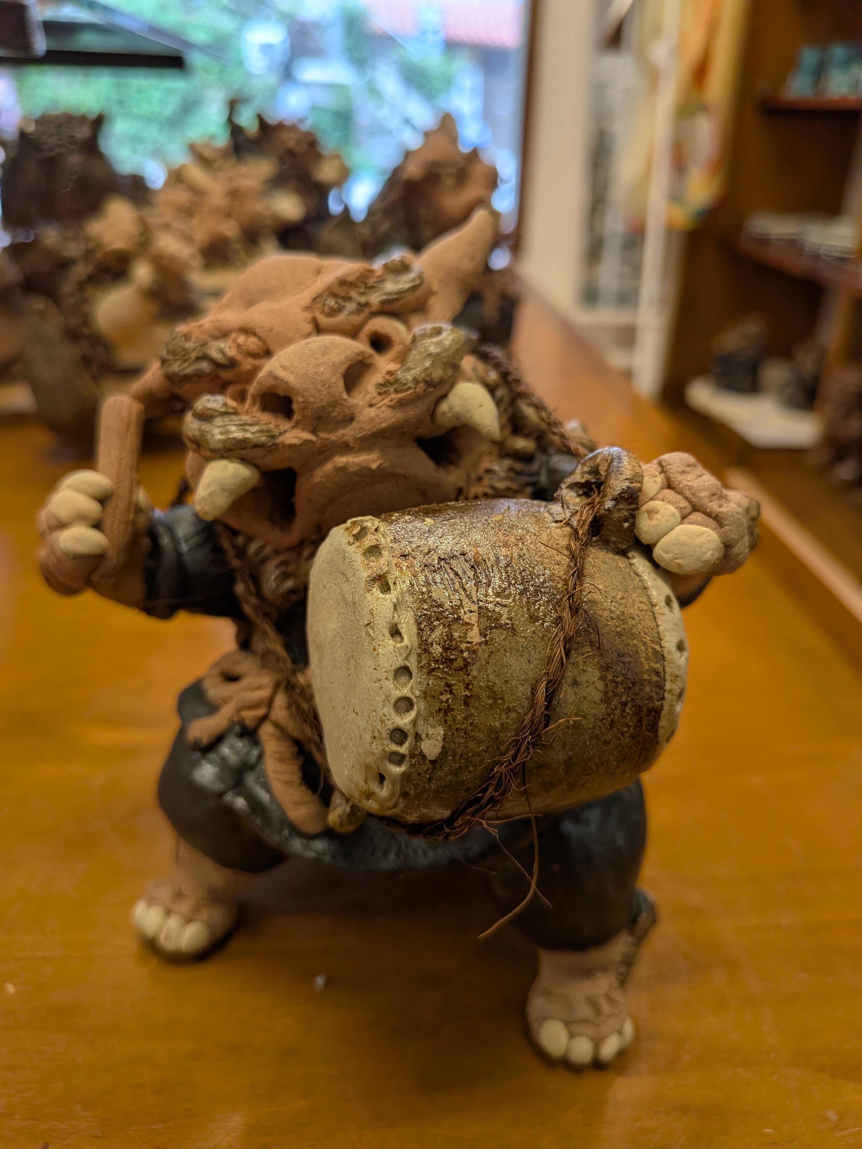 Okinawan Ryukyu Eisa Shisa Collection: Eisa Drummer Shisa Figures - image 1