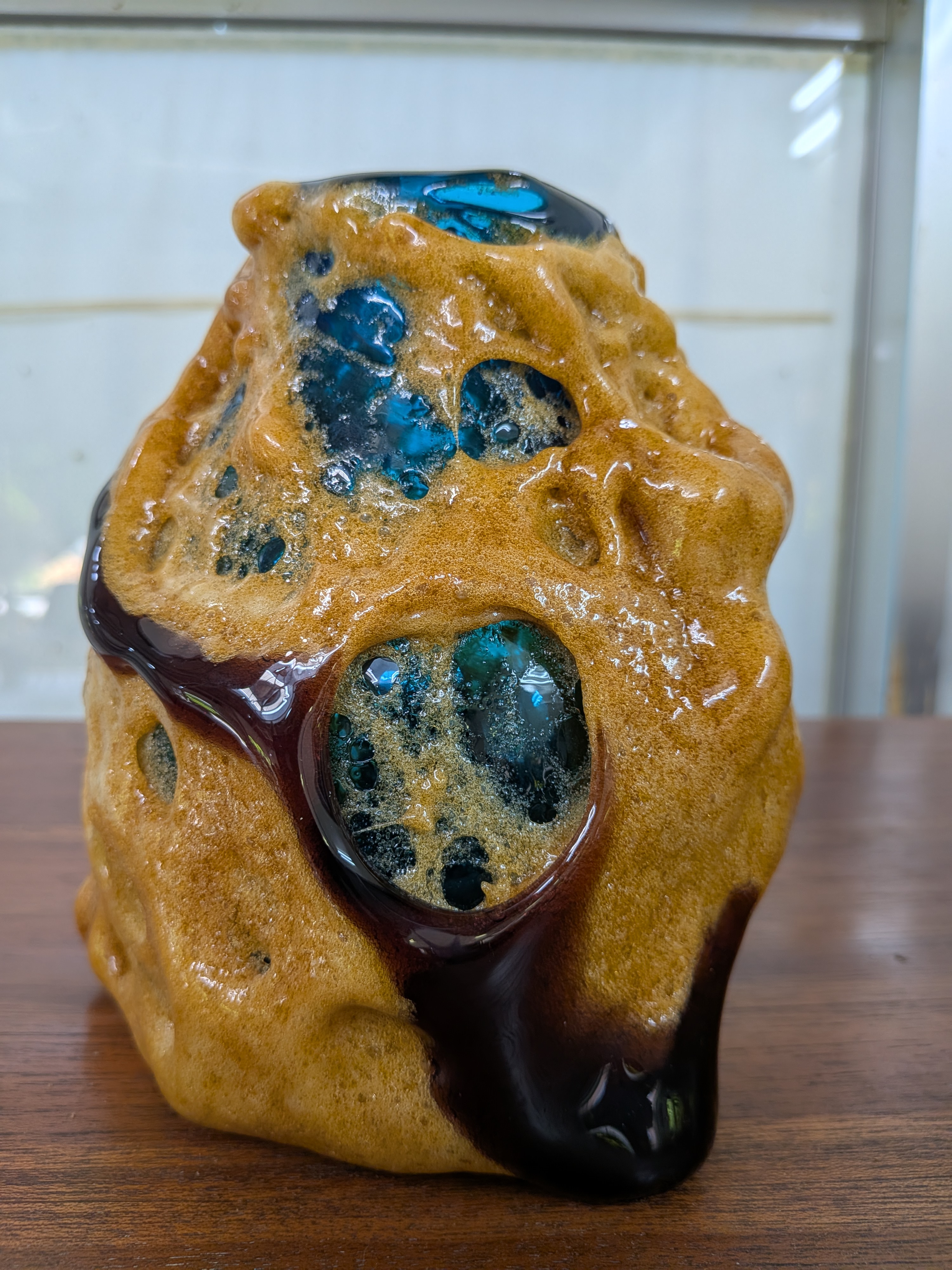 Okinawan Ryukyu Hand-Blown Glass Collection: Master Craftsman Ayumu Inamine (稲嶺 歩) - Golden Ochre, Ocean Blue & Plum Sculptural Glass Vessel (宙吹ガラス) - thumbnail 1