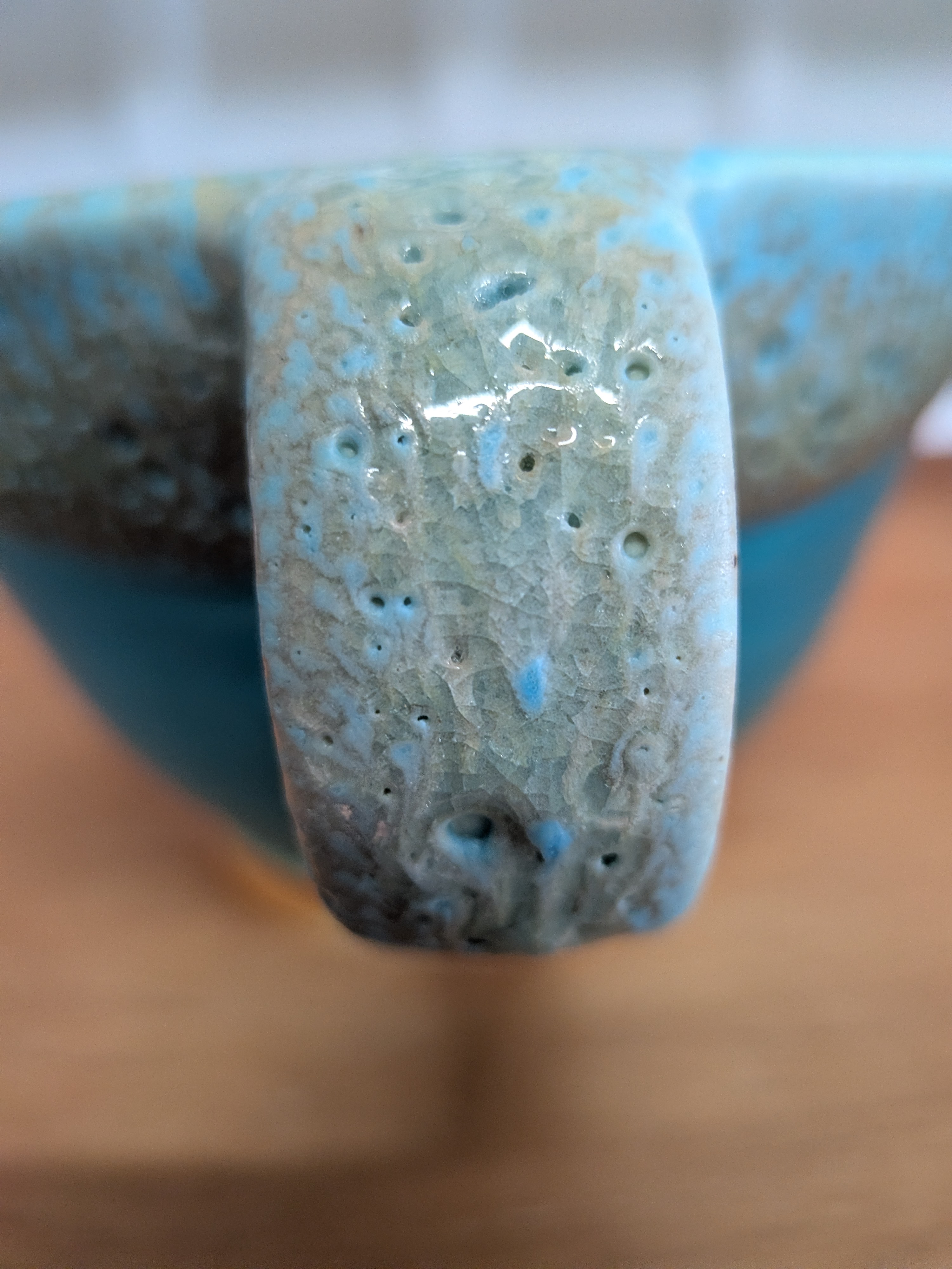 Okinawan "Uruma Blue" Ceramic Collection: Uruma Pottery (うるま陶器) - Master Potter & Studio Founder: Shinji Sato (佐陶 慎児), Hand-Formed "Uruma Blue" Gradient Large Mug / Soup Cup with Handle (Uruma Burū Magu & Sūpu Kappu — うるま陶器 マグ・スープカップ) - thumbnail 7