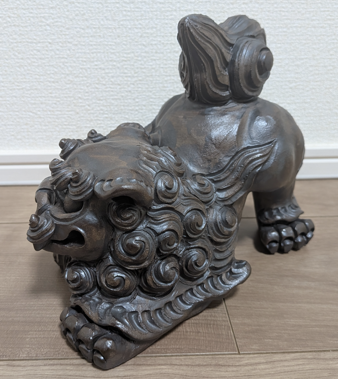 Okinawan Ryukyu Heritage Collection: Katsunosuke Futamata (二俣 勝之助) / Katsu-gama (勝窯) - Special Limited Commemorative Shisa Guardian - image 3