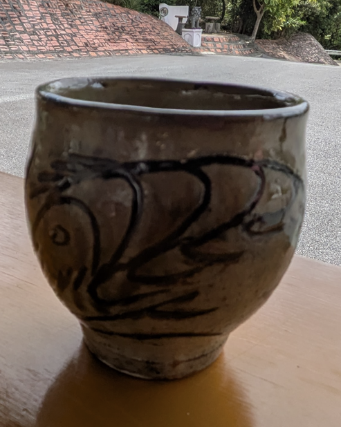 Okinawan Ryukyu Historic Yachimun Collection: Celebrated fish-motif tradition of Living National Treasure Jiro Kinjo (金城次郎), Handcrafted Okinawan "Gyomon" Fish-Motif Ceramic Cup / Yunomi (魚紋湯呑 / 魚紋杯) - image 1