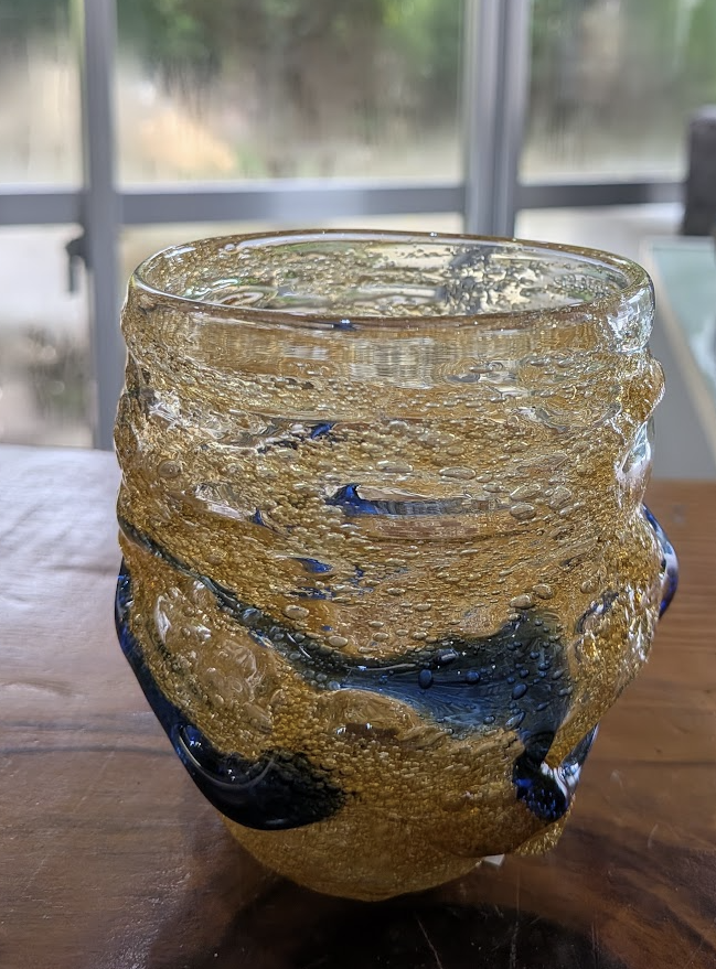 Okinawan Ryukyu Hand-Blown Glass Collection: Third-Generation Artisan Ayumu Inamine (稲嶺 歩夢) - Golden Foam & Deep Cobalt Swirl Glass Cup (宙吹ガラス) - thumbnail 1