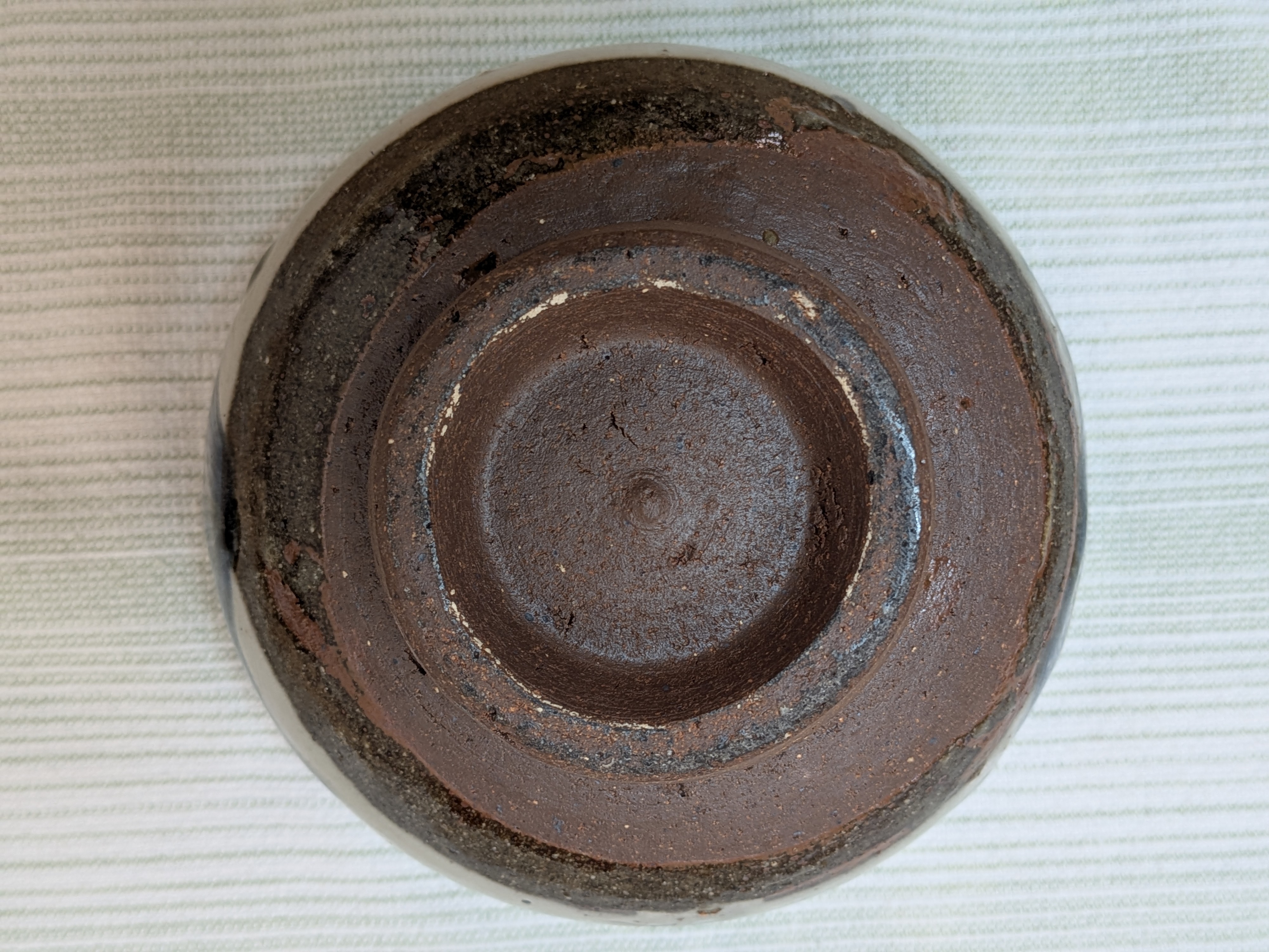 Jiro Kinjo Okinawan Yachimun Ceramic Tea Ceremony Cup/Bowl - Hand-Incised Ege / Lotus / Plant Motif - image 5
