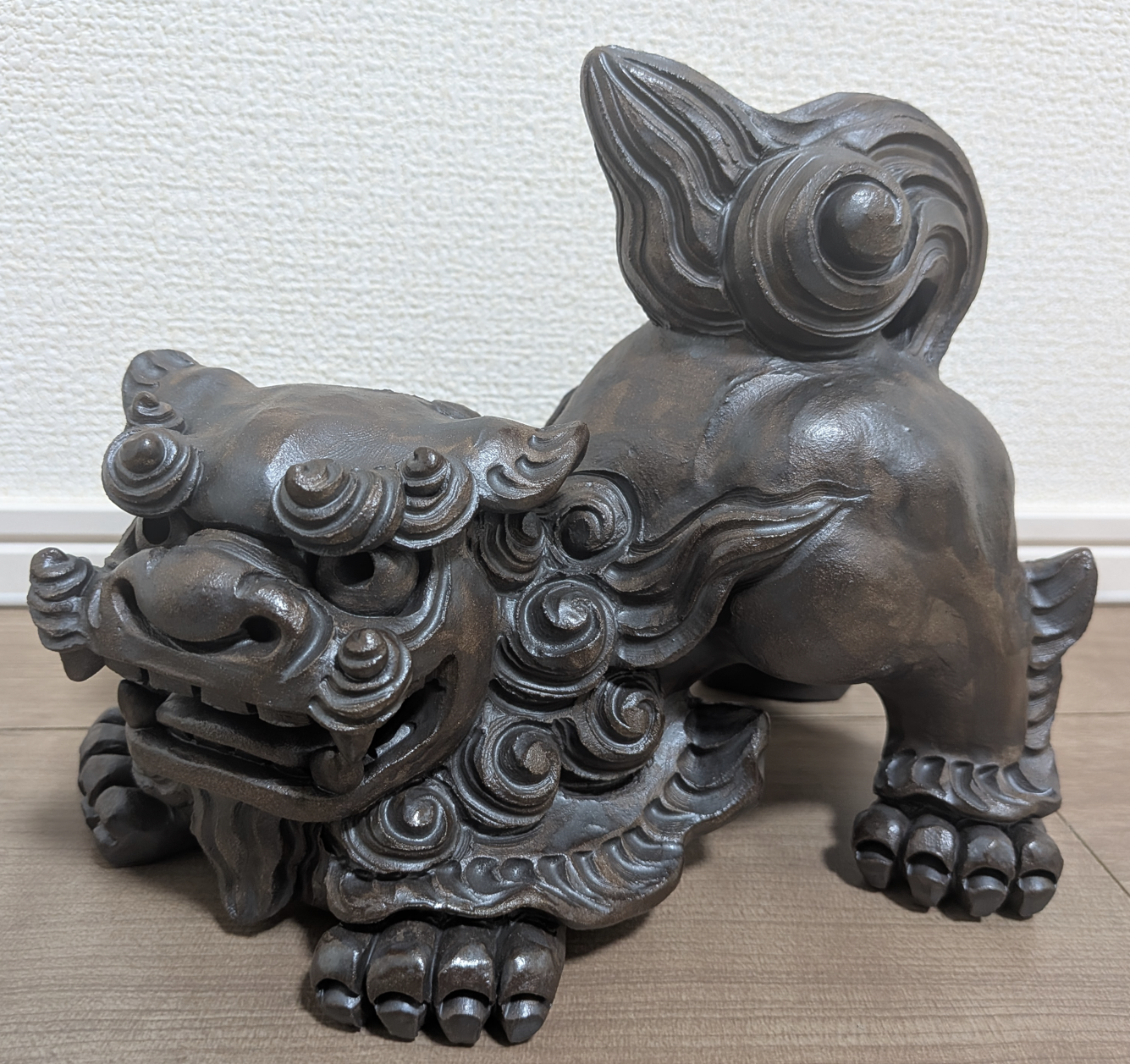 Okinawan Ryukyu Heritage Collection: Katsunosuke Futamata (二俣 勝之助) / Katsu-gama (勝窯) - Limited Commemorative Shisa Guardian - image 2